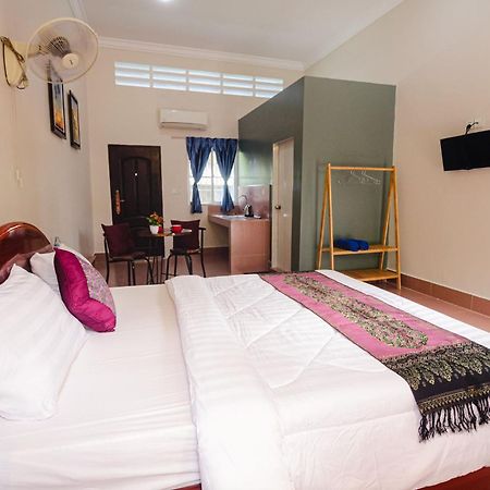Lea'S Guesthouse And Restaurant Kampot Extérieur photo