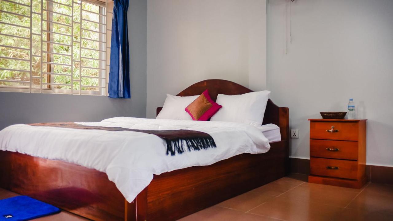 Lea'S Guesthouse And Restaurant Kampot Extérieur photo